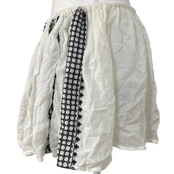 Topshop Linen Graphic Miniskirt Black and White - Picture 2 of 7